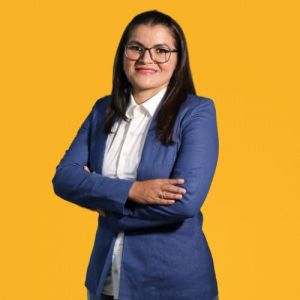 VALÉRIA DE LIMA VALE
